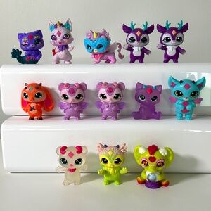 Magic Mixies Mixlings Mini Figures Set of 13 (9B)